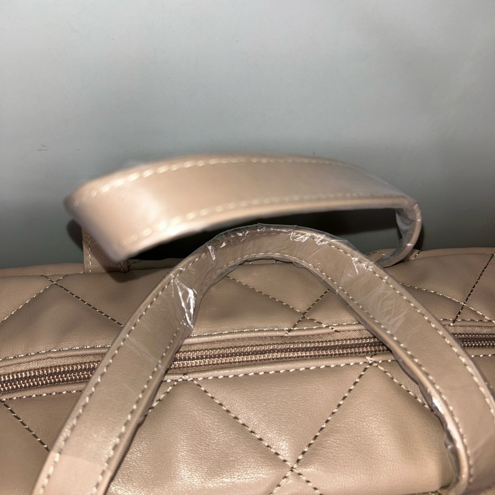 NWT Gilda Paris quilted weekender luggage tote - Picture 3 of 12